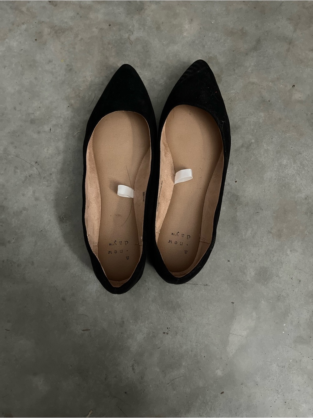 Black Pointed Toe Ballet Flats
